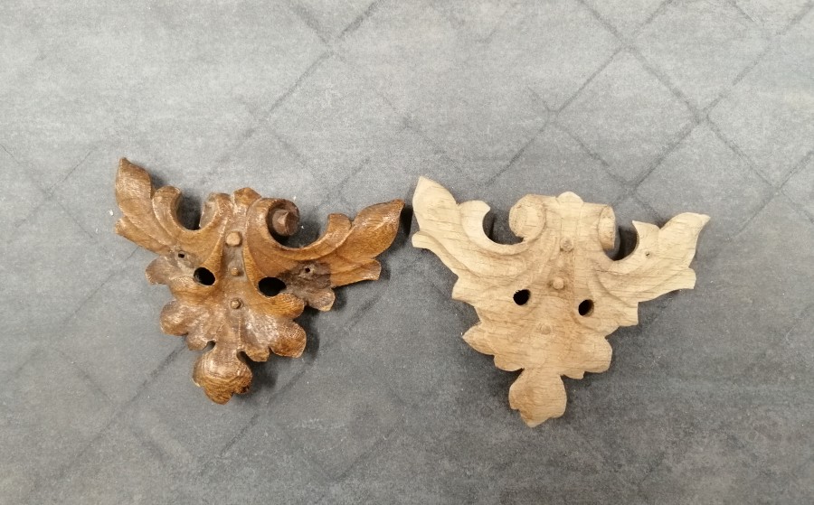 Klassizistische Blattförmige Ornamente aus Eiche für die Restaurierung im Palais Clam Gallas